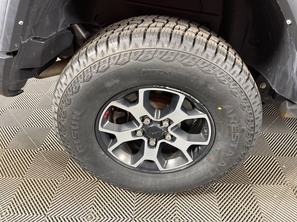 Used 2021 Jeep Wrangler Unlimited Rubicon image 10