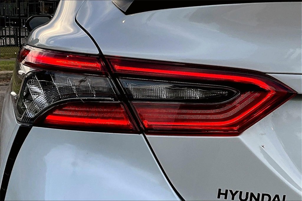 Used 2022 Toyota Camry XSE w/ Driver Assist Package image 30