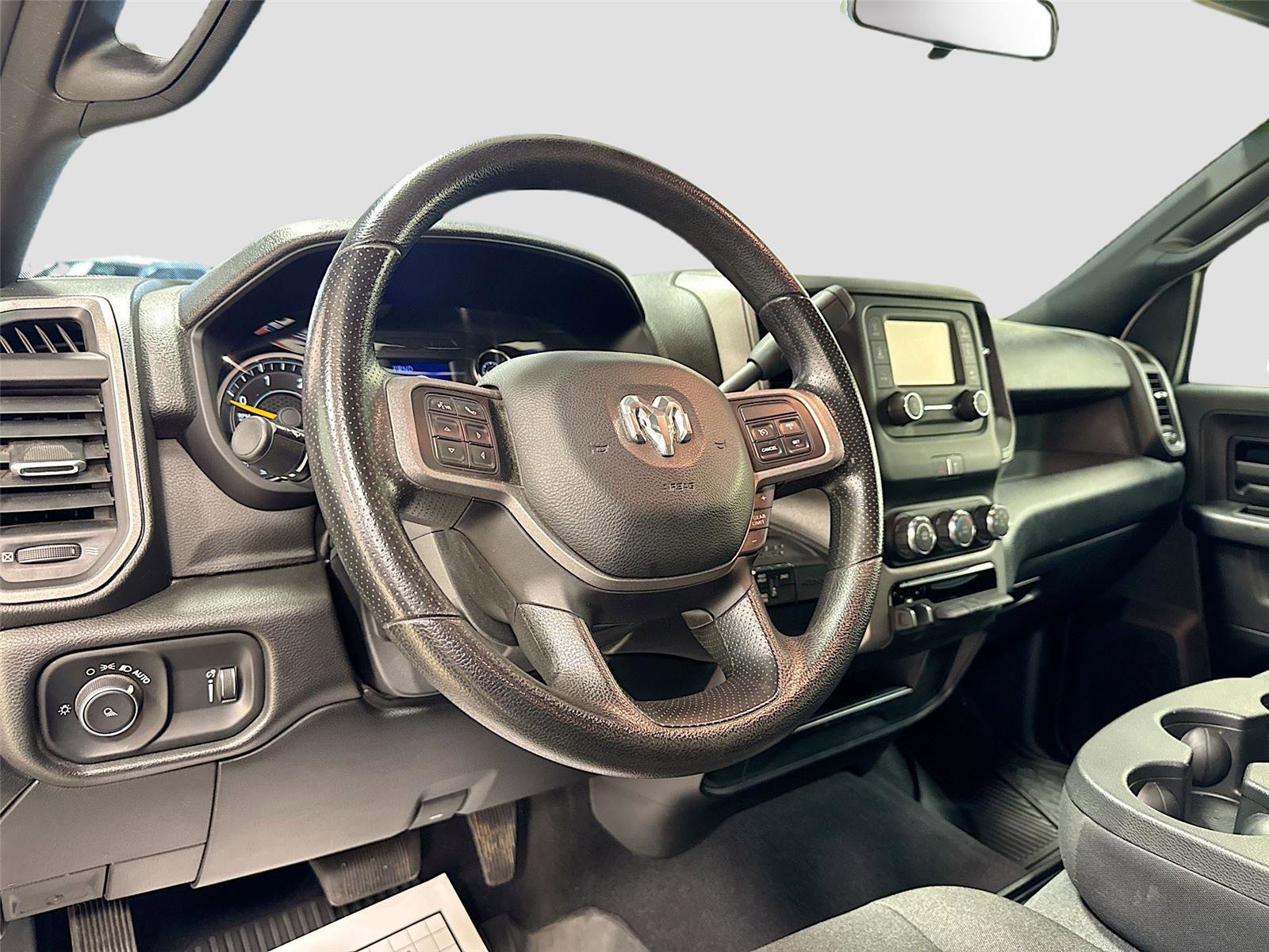 Used 2021 RAM 3500 Tradesman image 9