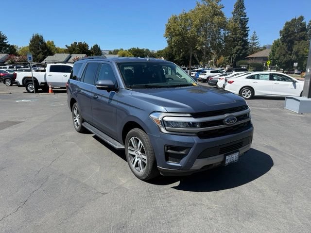Used 2022 Ford Expedition XLT AWD/4WD image 5
