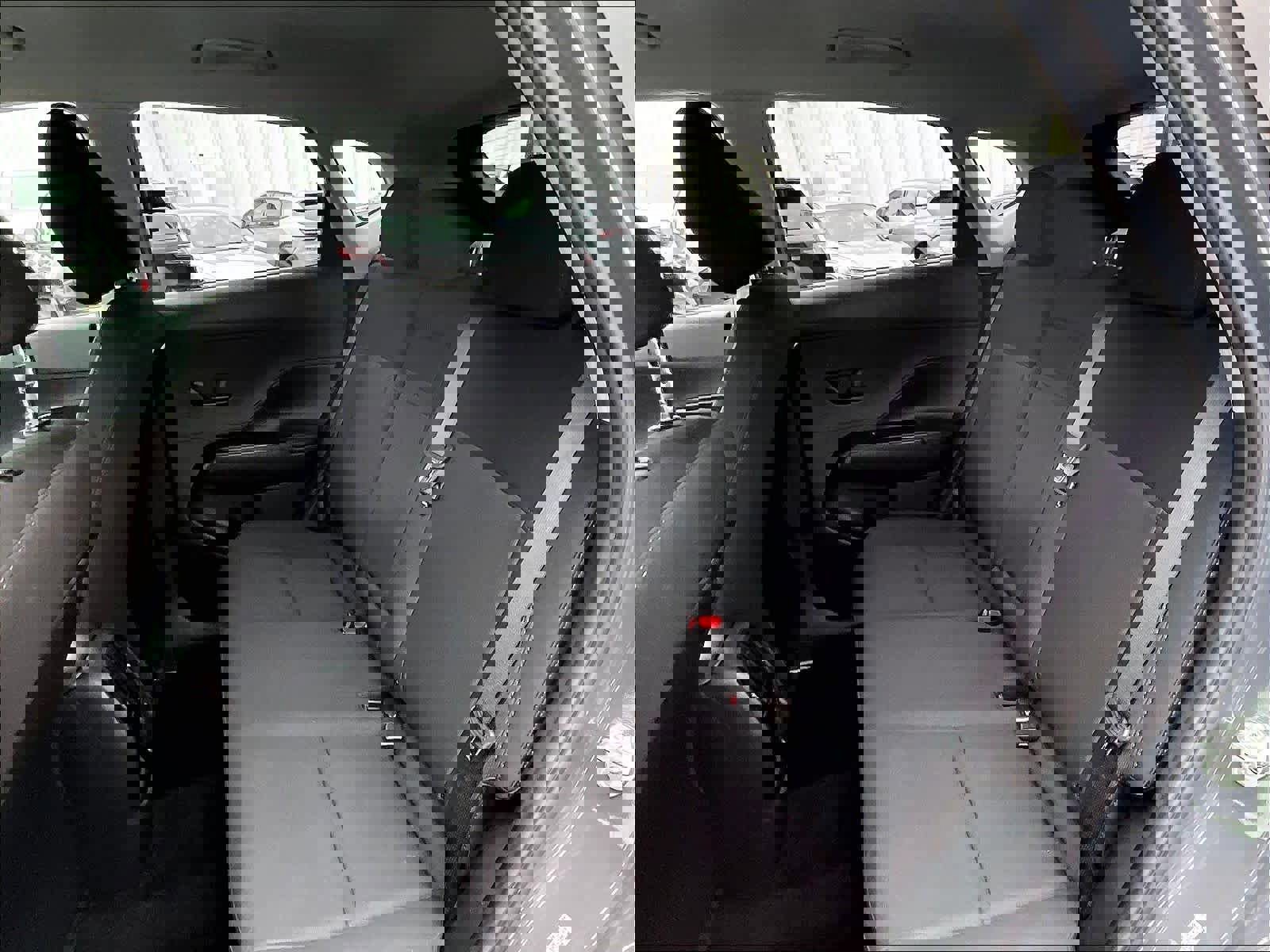 Used 2025 Hyundai Kona SEL image 15