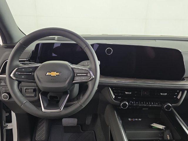 Certified 2026 Chevrolet Suburban LT w/ Comfort Package AWD/4WD image 13