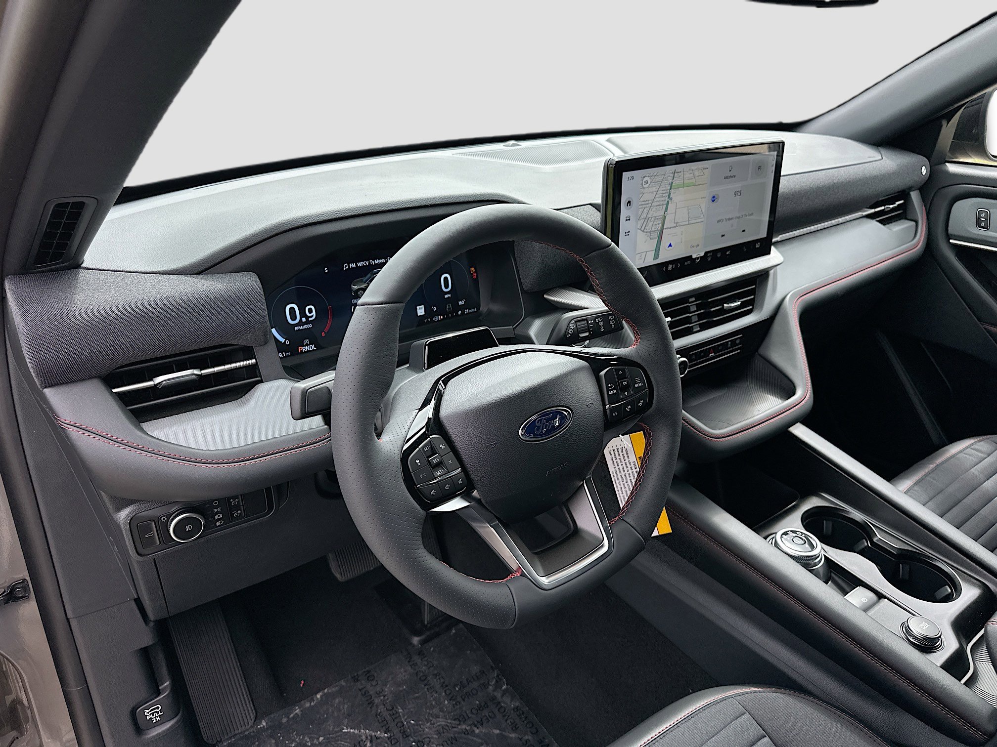 New 2026 Ford Explorer ST-Line w/ ST-Line Street Pack image 6