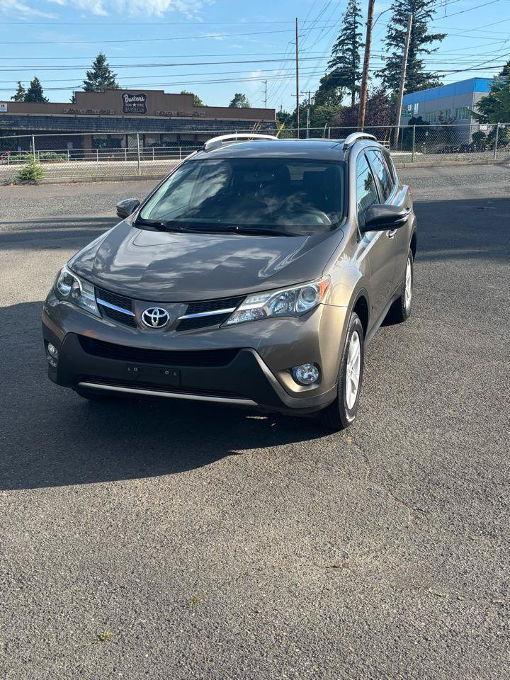 Used 2014 Toyota RAV4 XLE AWD/4WD image 33