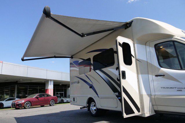 Used 2020 Ford Transit 350 138 Low Roof DRW AWD w/ Motorhome Prep Package image 10