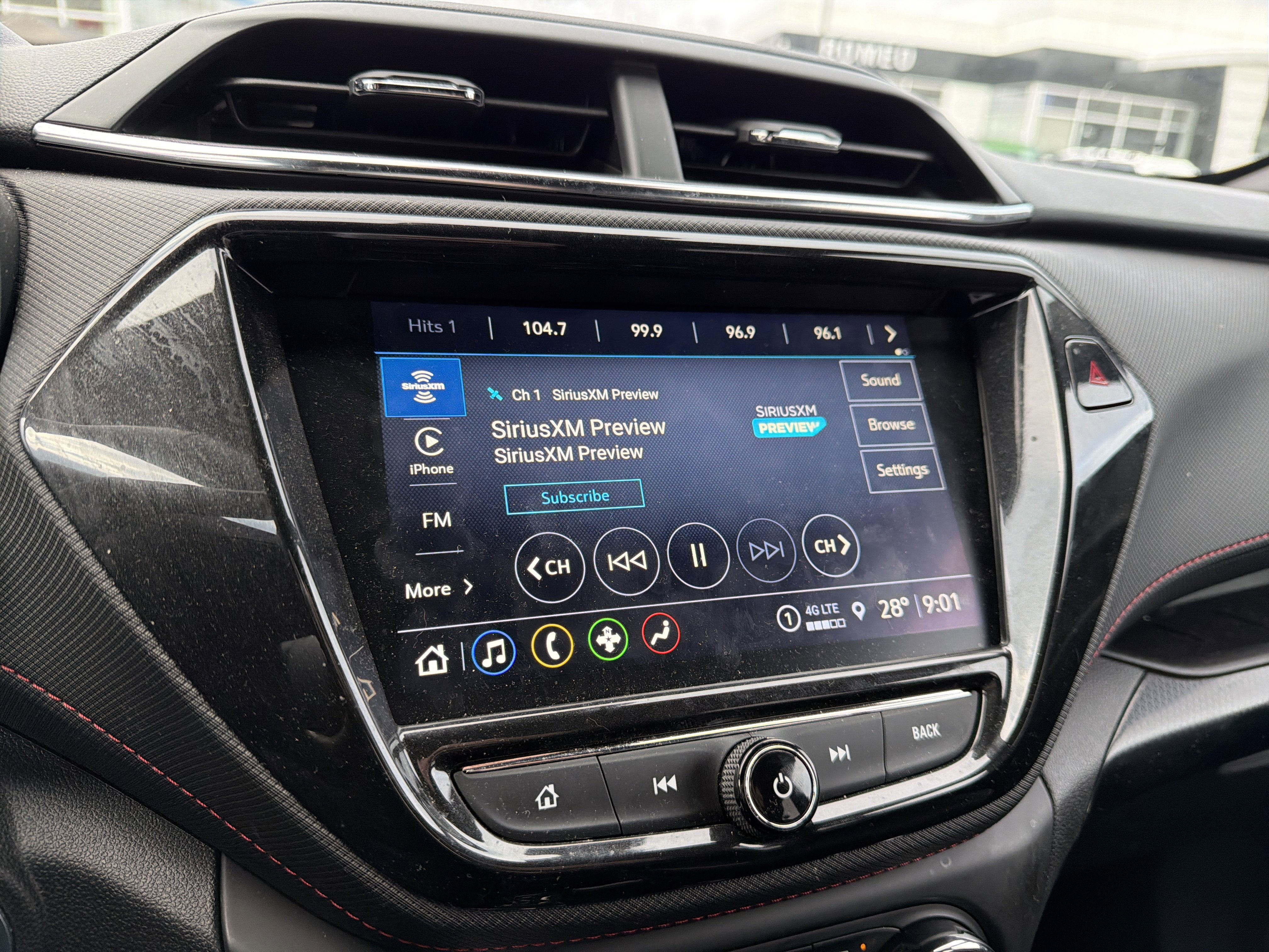 Used 2023 Chevrolet TrailBlazer RS w/ Technology Package image 19