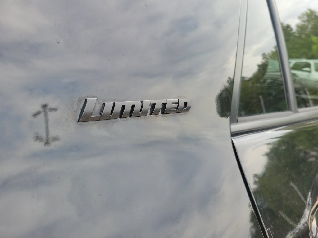 Used 2019 Toyota 4Runner Limited RWD image 5