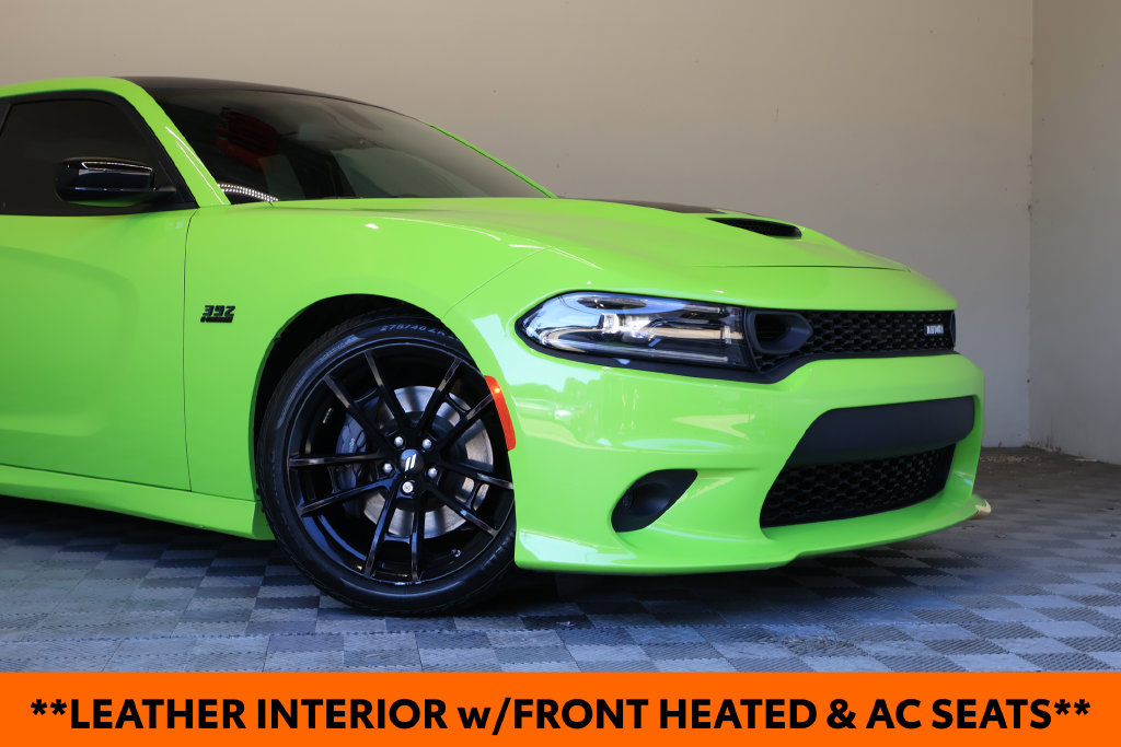 Used 2023 Dodge Charger Scat Pack w/ Daytona Edition Group RWD image 3