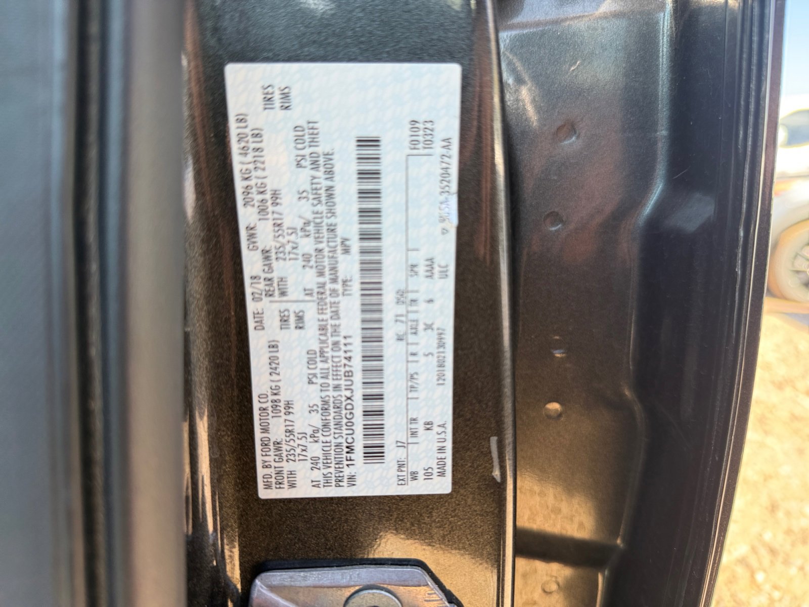 Used 2018 Ford Escape SE w/ SE Sync 3 Package image 34