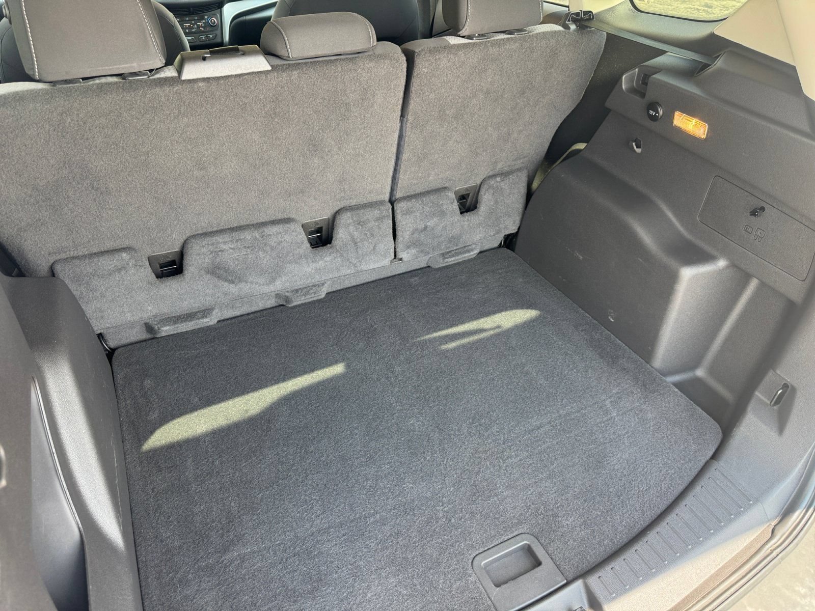 Used 2018 Ford Escape SE FWD image 16