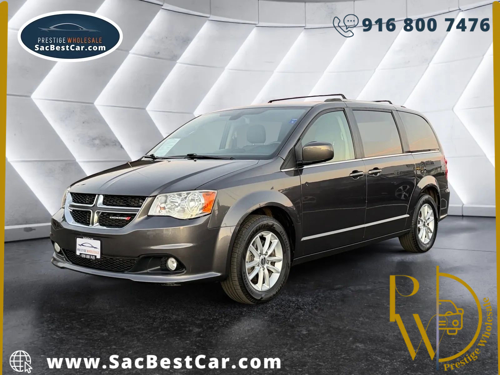 Used 2020 Dodge Grand Caravan SXT image 1