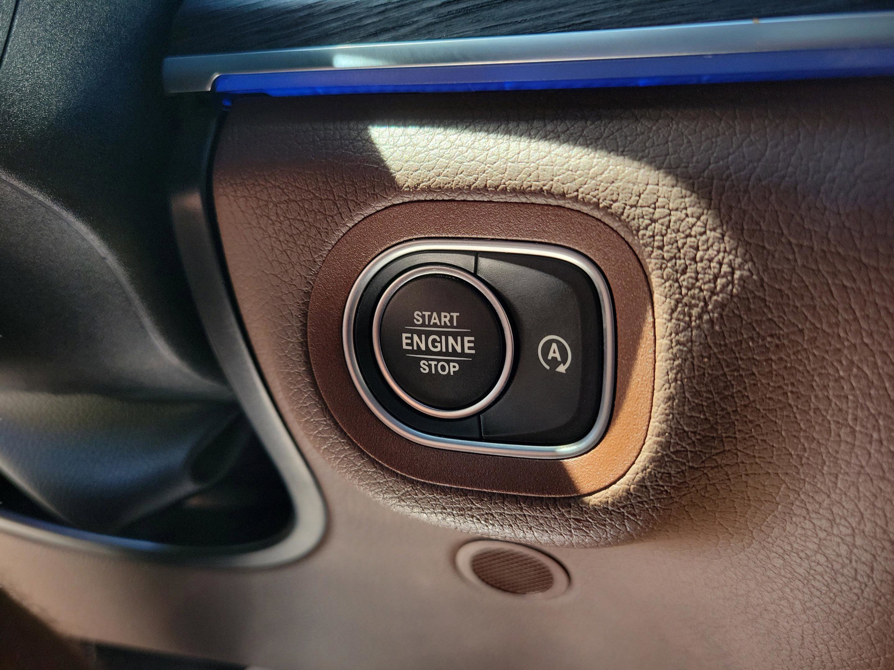 Used 2024 Mercedes-Benz GLE 350 4MATIC image 19