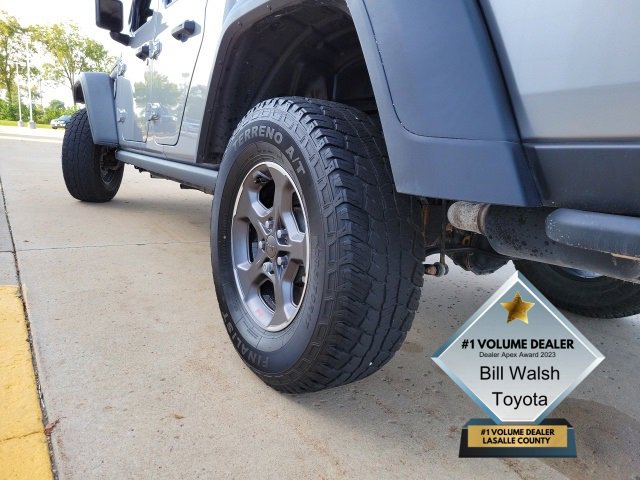 Used 2020 Jeep Gladiator Rubicon w/ Uconnect 4C Nav & Sound Group image 17