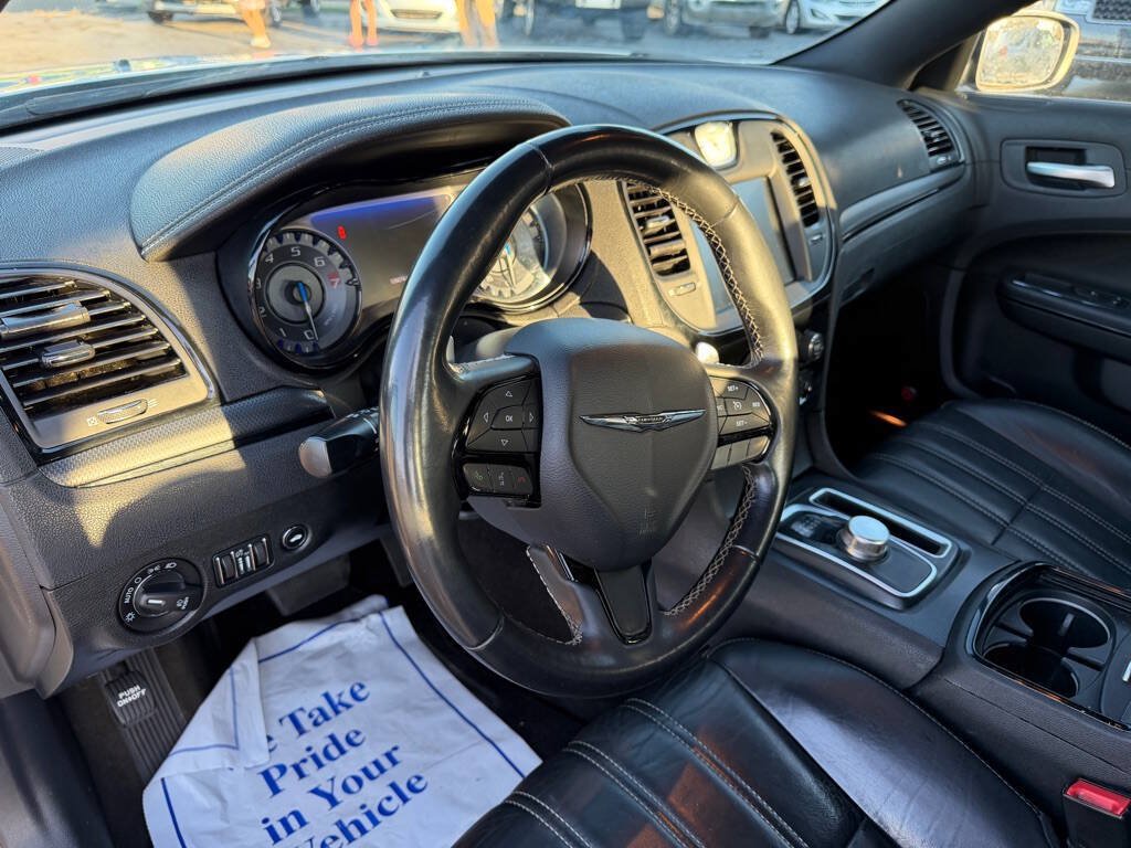Used 2015 Chrysler 300 S AWD/4WD image 14