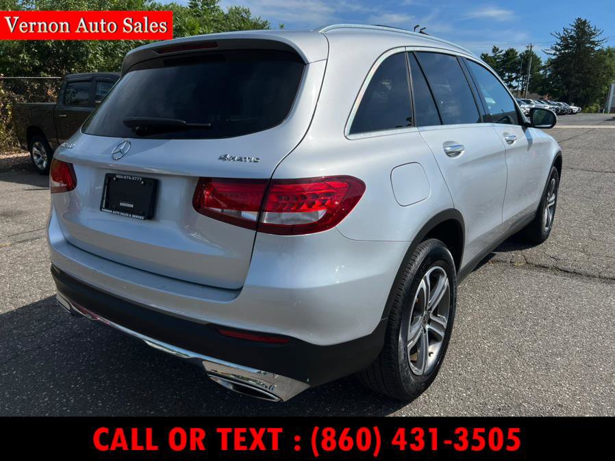 Used 2019 Mercedes-Benz GLC 300 4MATIC image 5