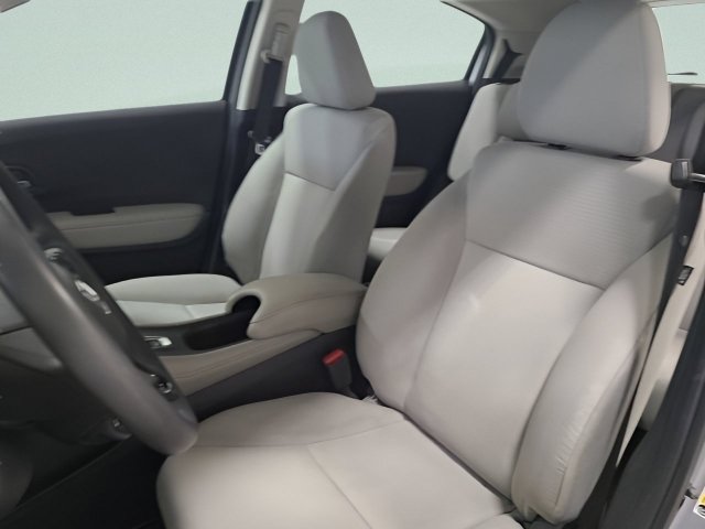 Used 2021 Honda HR-V LX image 17