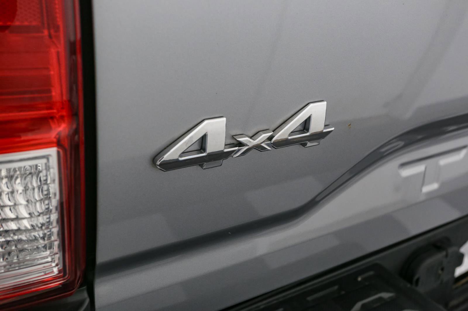 Used 2017 Toyota Tacoma SR5 image 11