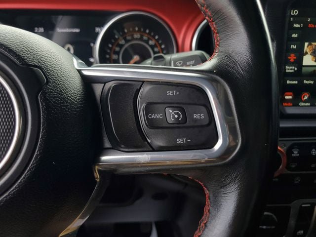Used 2023 Jeep Wrangler Rubicon w/ Cold Weather Group AWD/4WD image 21