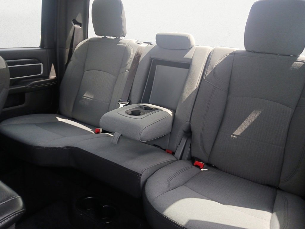 Used 2024 RAM 2500 Big Horn image 24