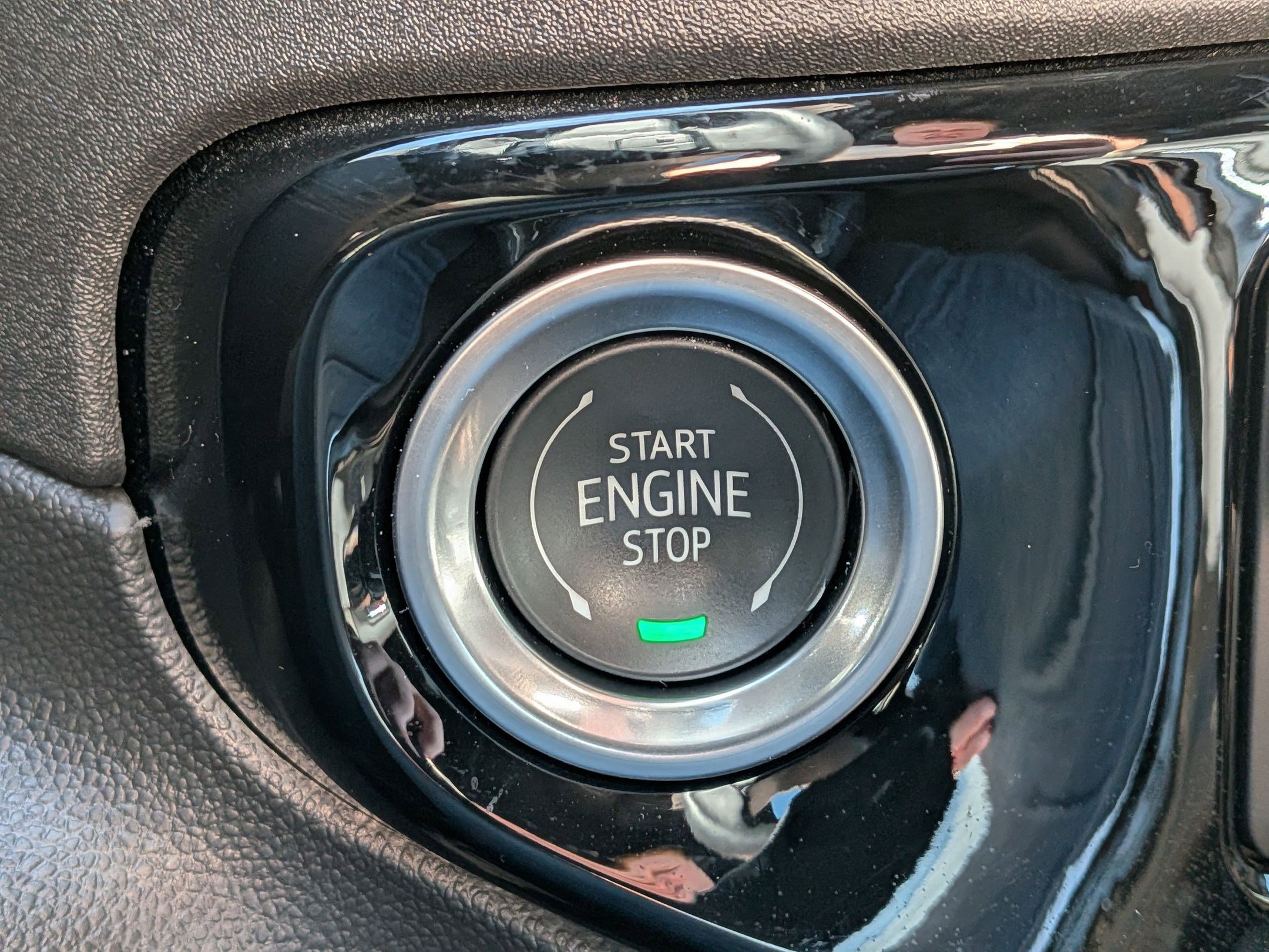 Used 2025 Chevrolet Silverado 1500 ZR2 w/ Technology Package image 27