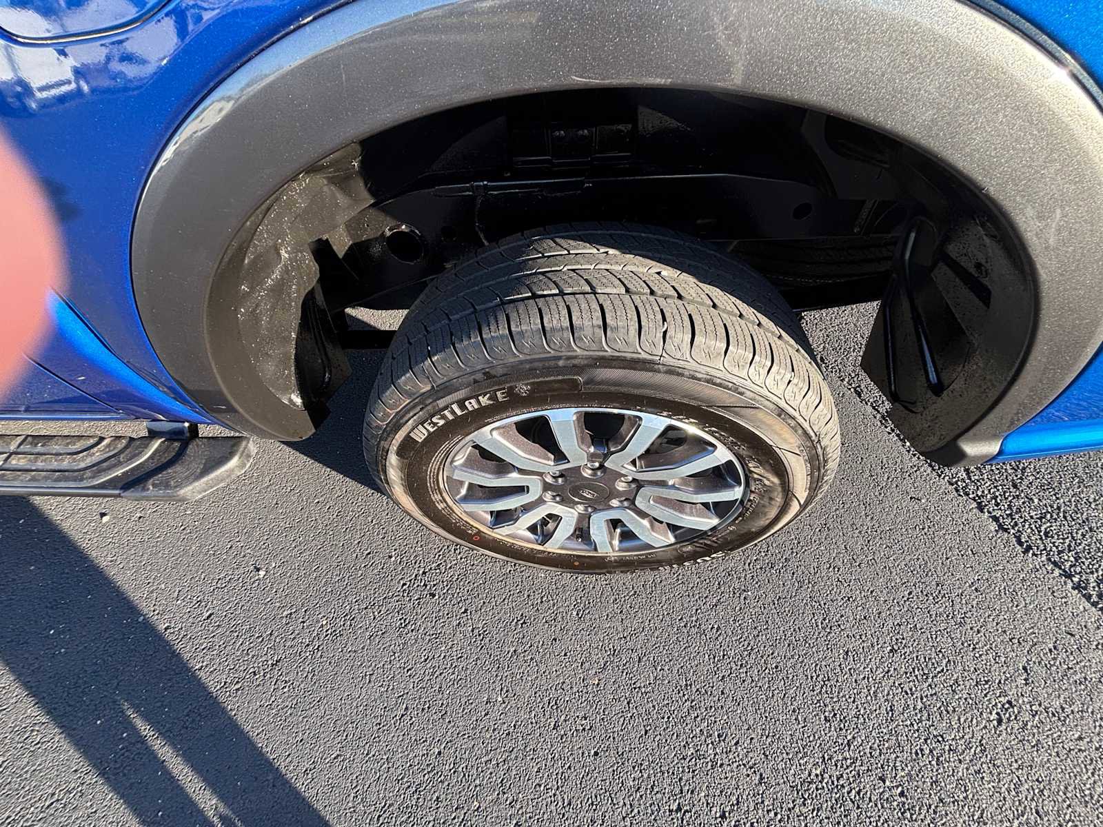 Used 2019 Ford Ranger Lariat w/ Equipment Group 501A Mid image 10