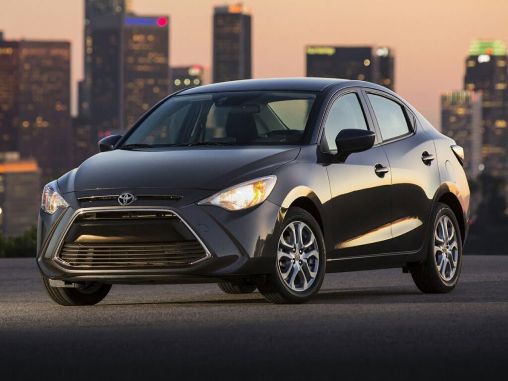 Used 2018 Toyota Yaris iA FWD image 1
