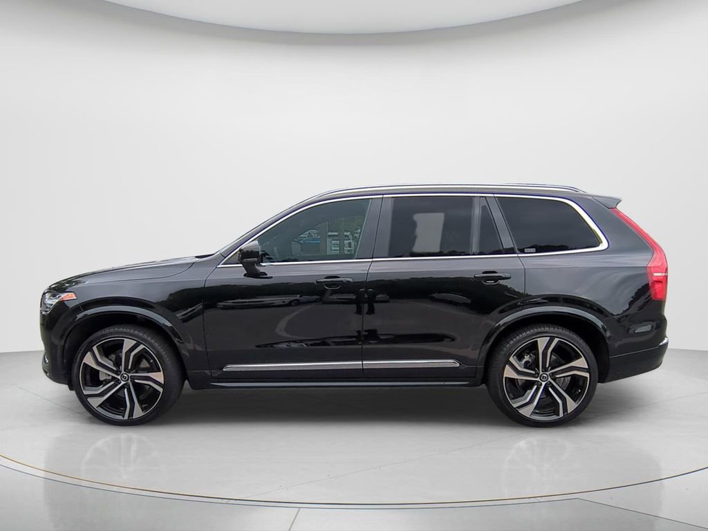Used 2024 Volvo XC90 B6 Ultimate w/ Protection Package Premier AWD/4WD image 9