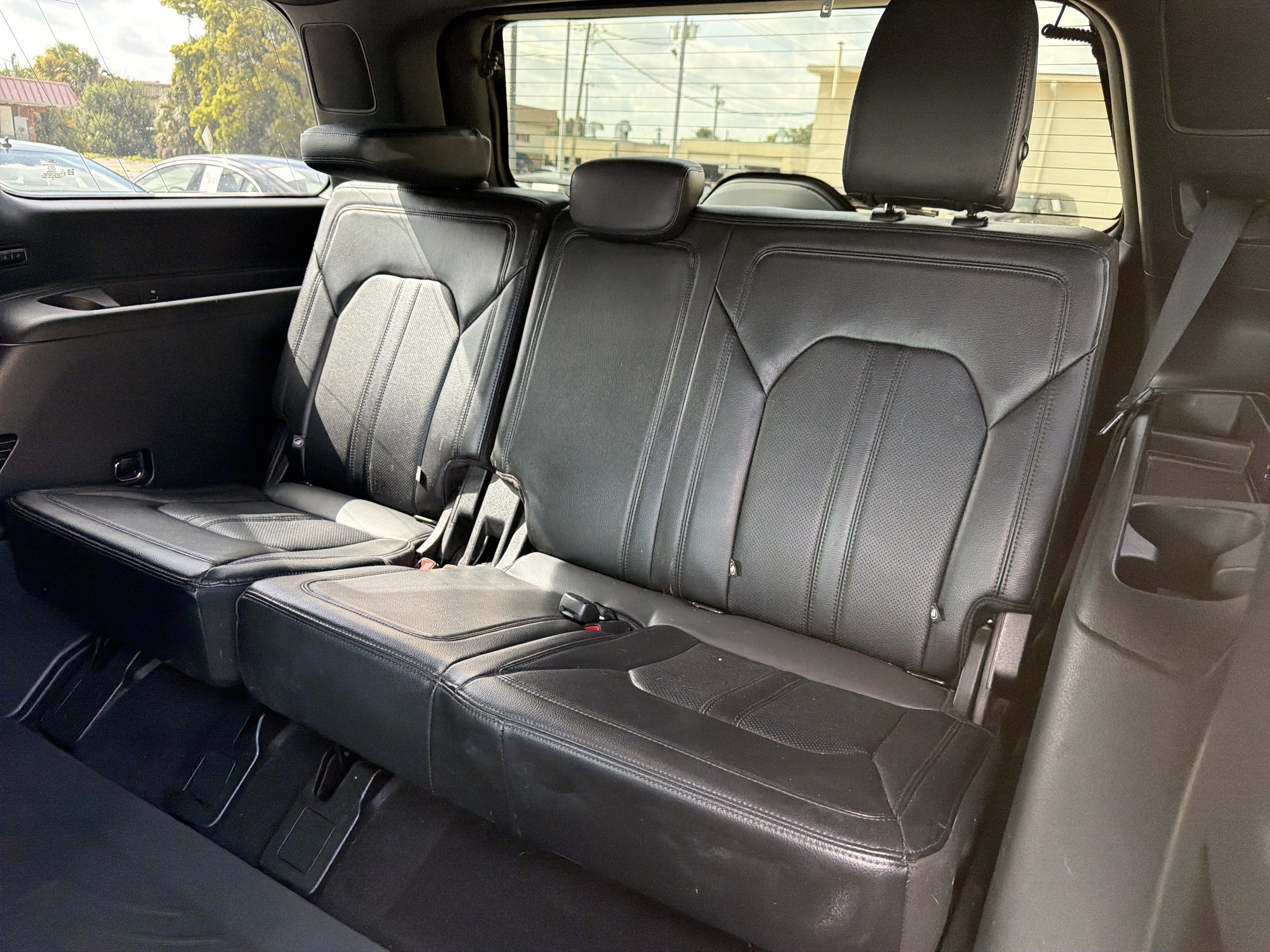 Used 2021 Ford Expedition Limited RWD image 22