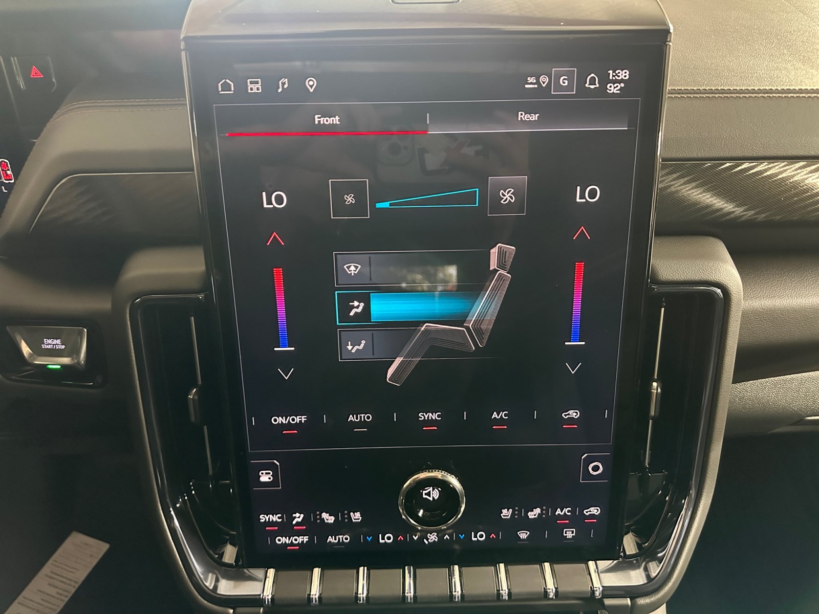 New 2026 GMC Yukon XL AT4 w/ AT4 Premium Plus Package AWD/4WD image 18