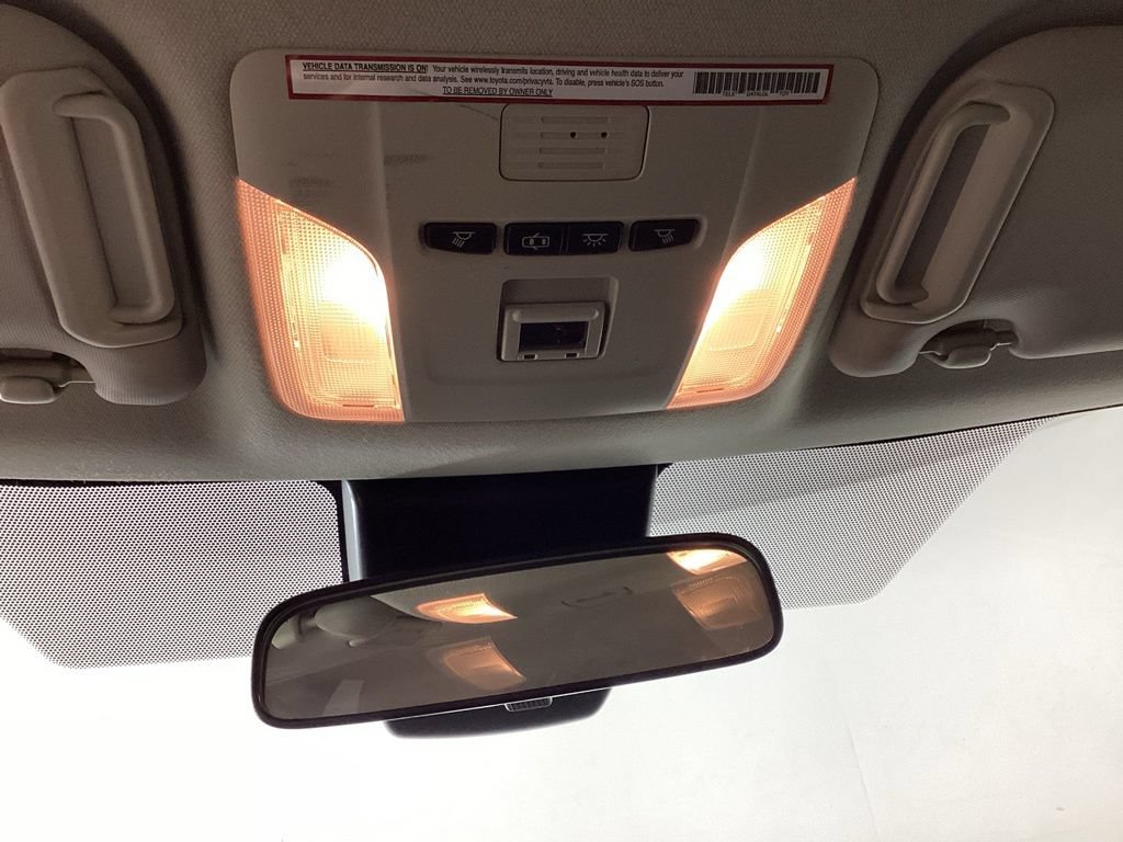 Used 2021 Toyota Corolla LE FWD image 16