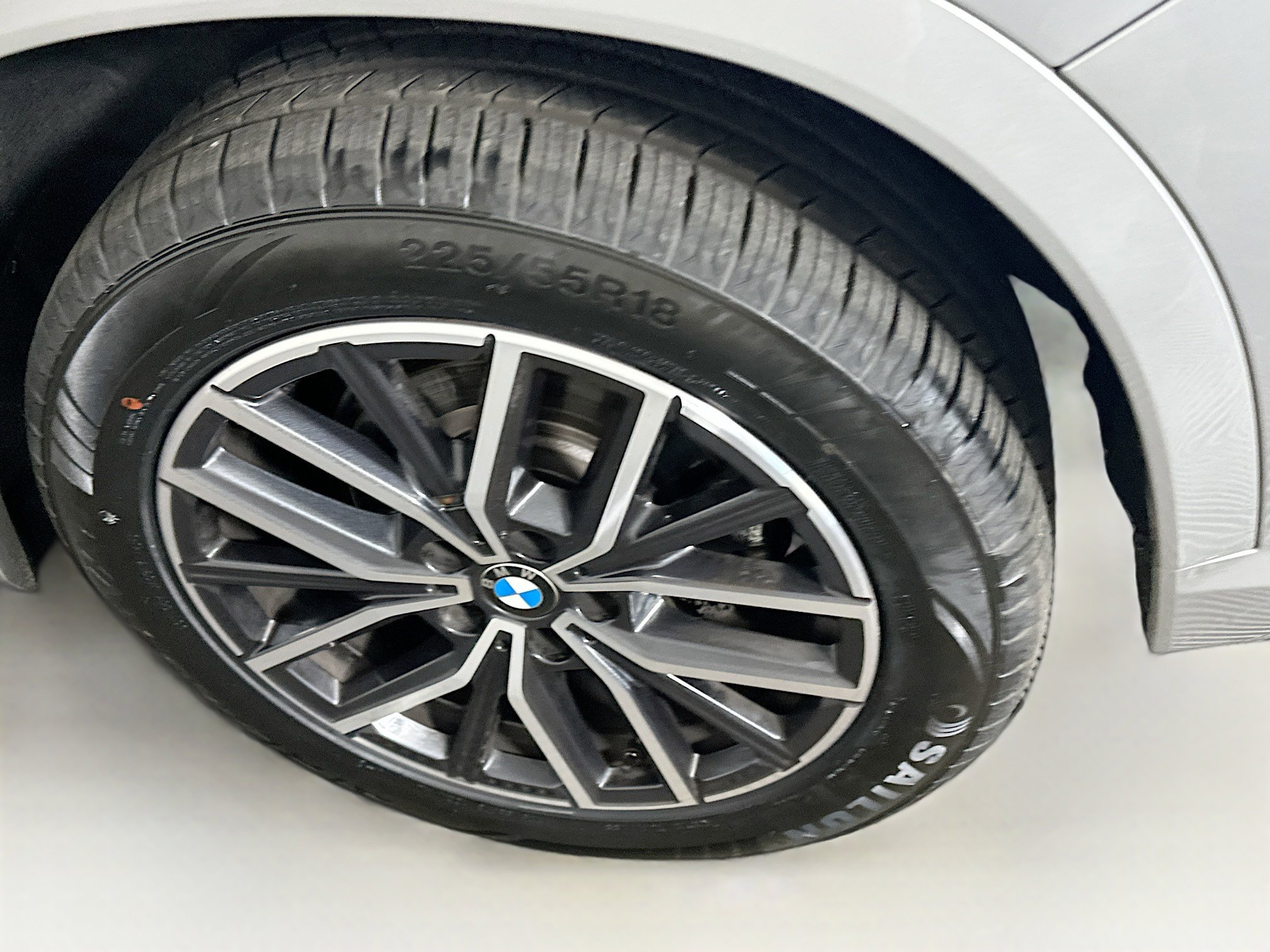 Used 2025 BMW X1 xDrive28i AWD/4WD image 11