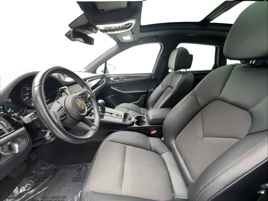 Used 2022 Porsche Macan AWD/4WD image 20