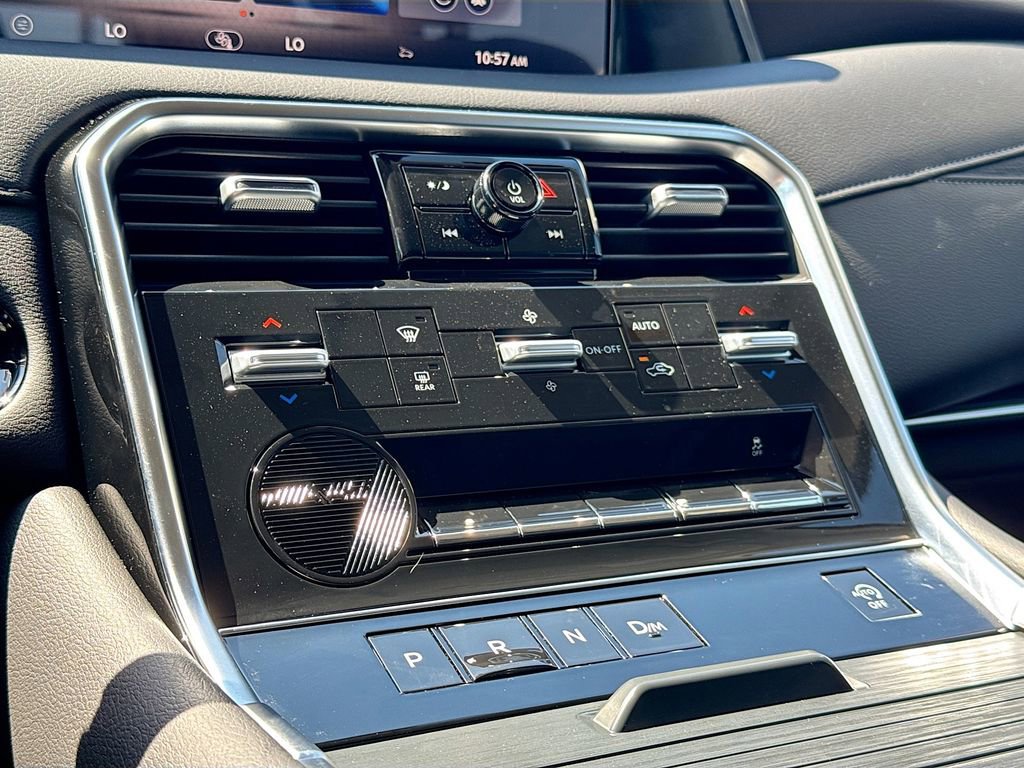 New 2026 Nissan Armada SV image 15