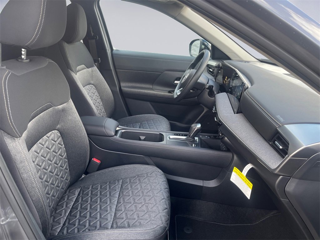 New 2026 Nissan Kicks SV w/ SV Premium Package image 17