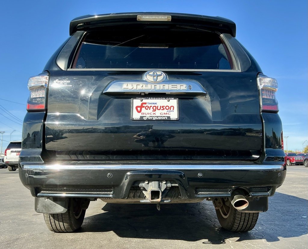 Used 2015 Toyota 4Runner Limited image 16