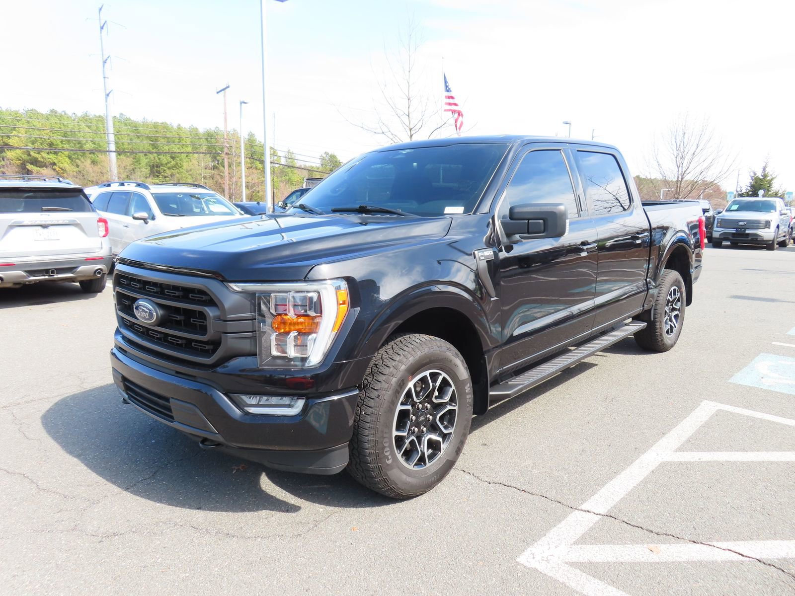 Certified 2023 Ford F150 XLT w/ Equipment Group 302A High image 3