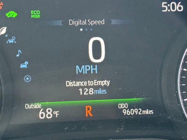 Used 2022 Toyota Sienna Limited FWD image 18