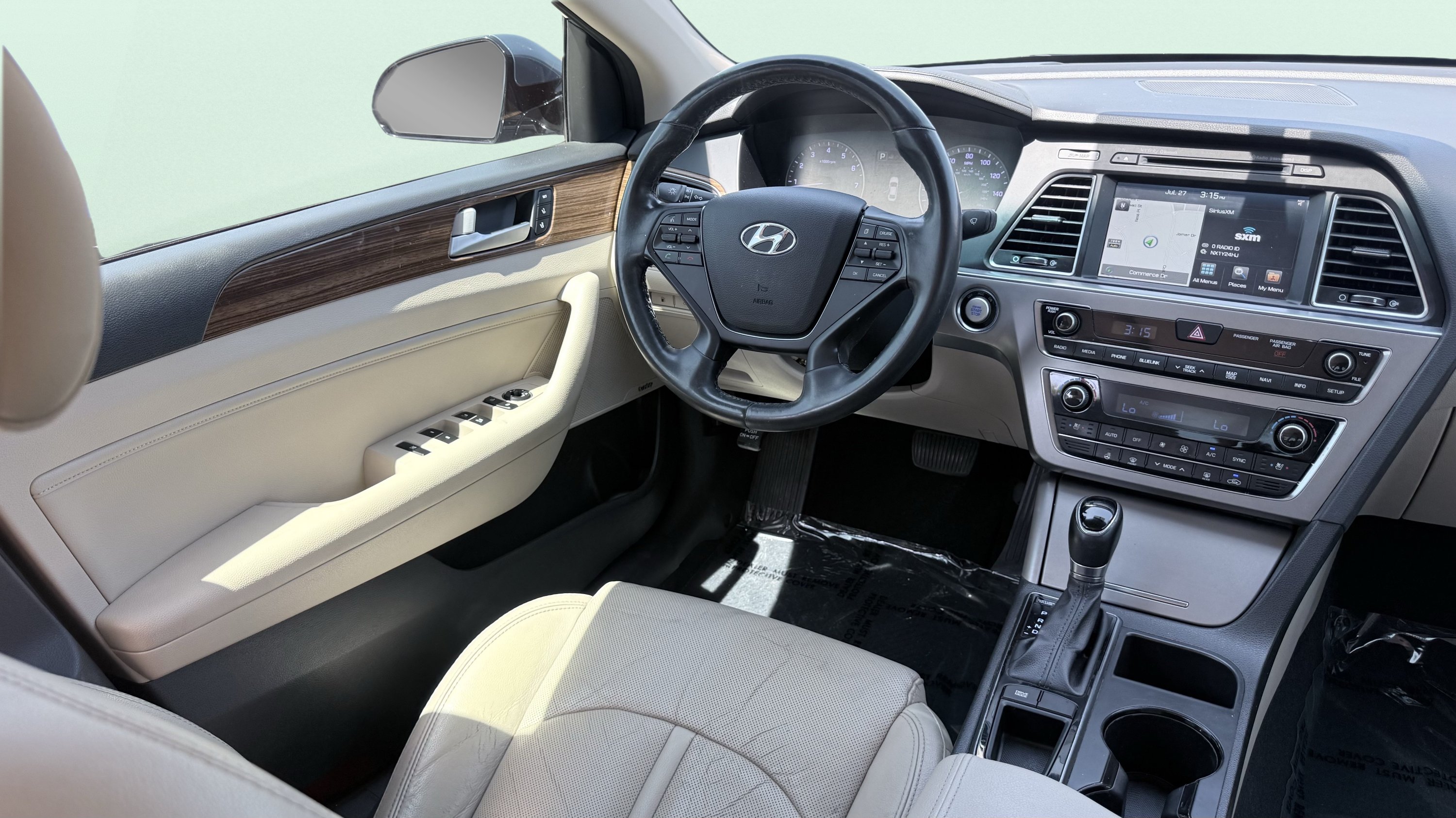 Used 2015 Hyundai Sonata Limited w/ Option Group 05 FWD image 44