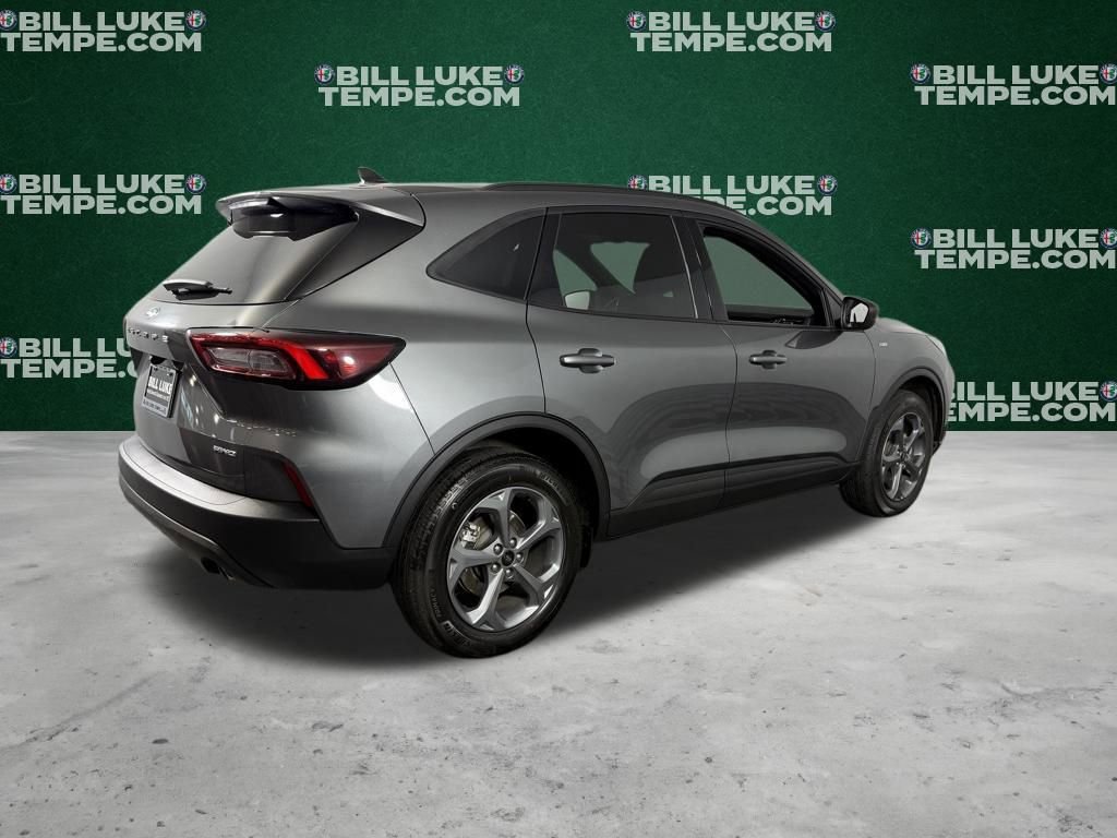 Used 2025 Ford Escape ST-Line image 6