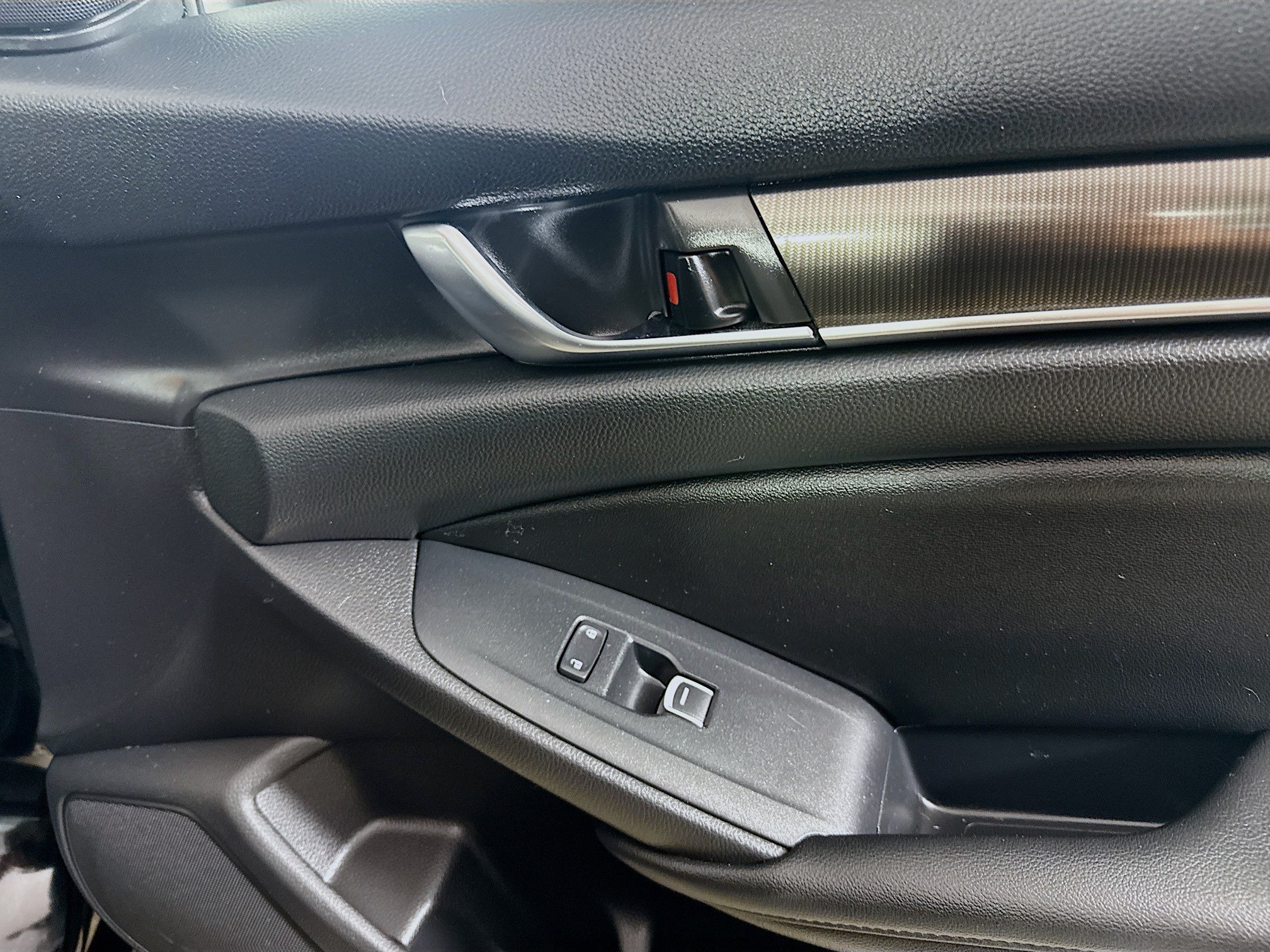 Used 2020 Honda Accord Sport image 31