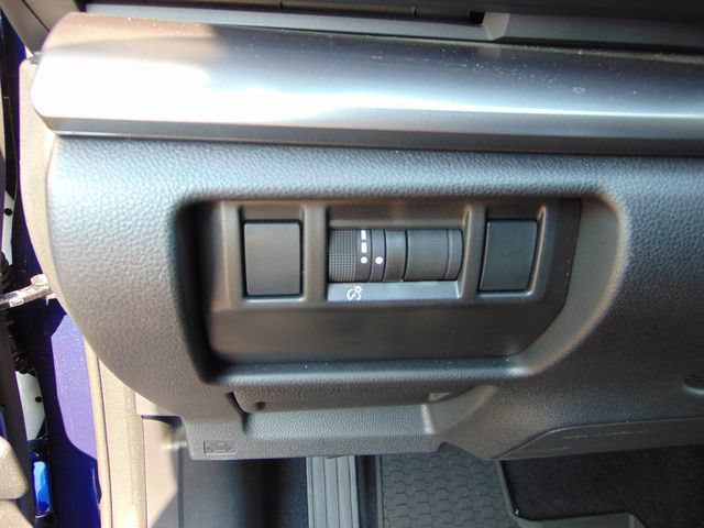 Certified 2025 Subaru Impreza 2.0i AWD/4WD image 19