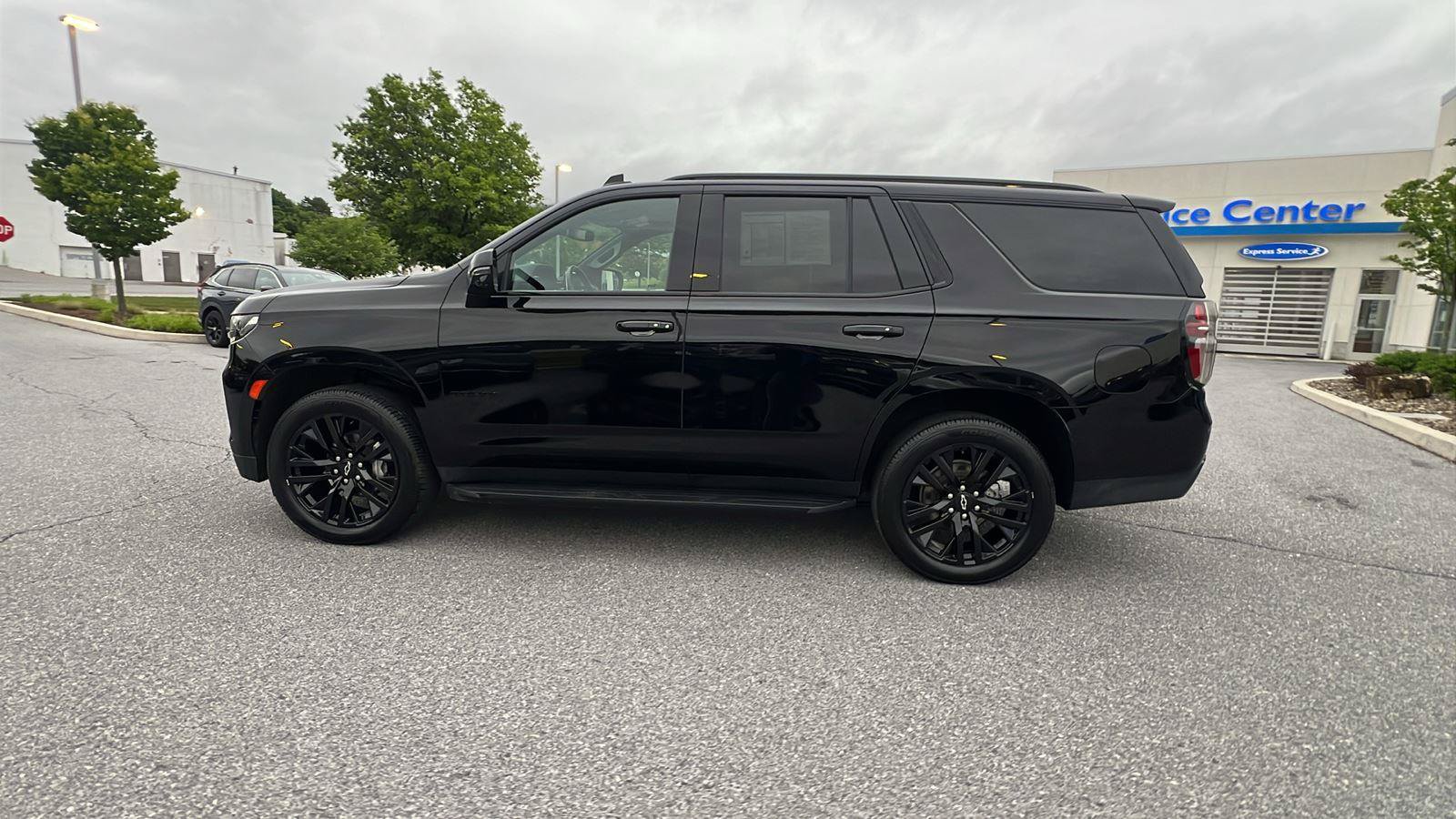 Used 2022 Chevrolet Tahoe RST w/ Luxury Package AWD/4WD image 7