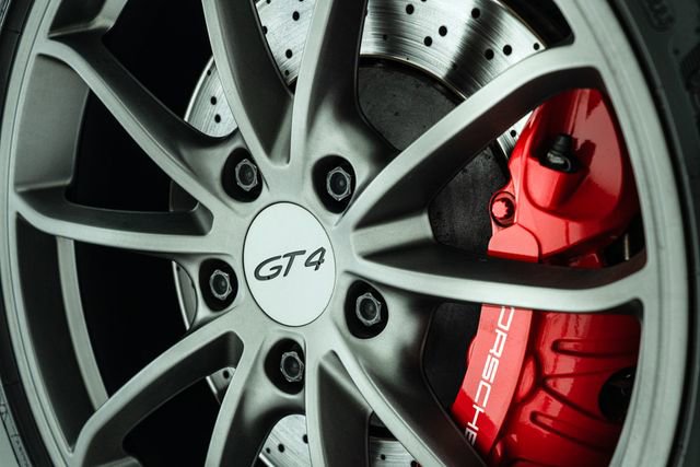 Used 2016 Porsche Cayman GT4 RWD image 23