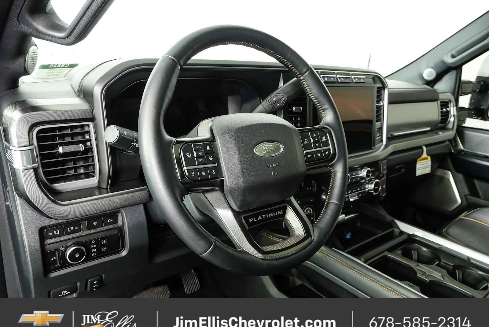 Used 2024 Ford F350 Platinum w/ Tremor Off-Road Package AWD/4WD image 4