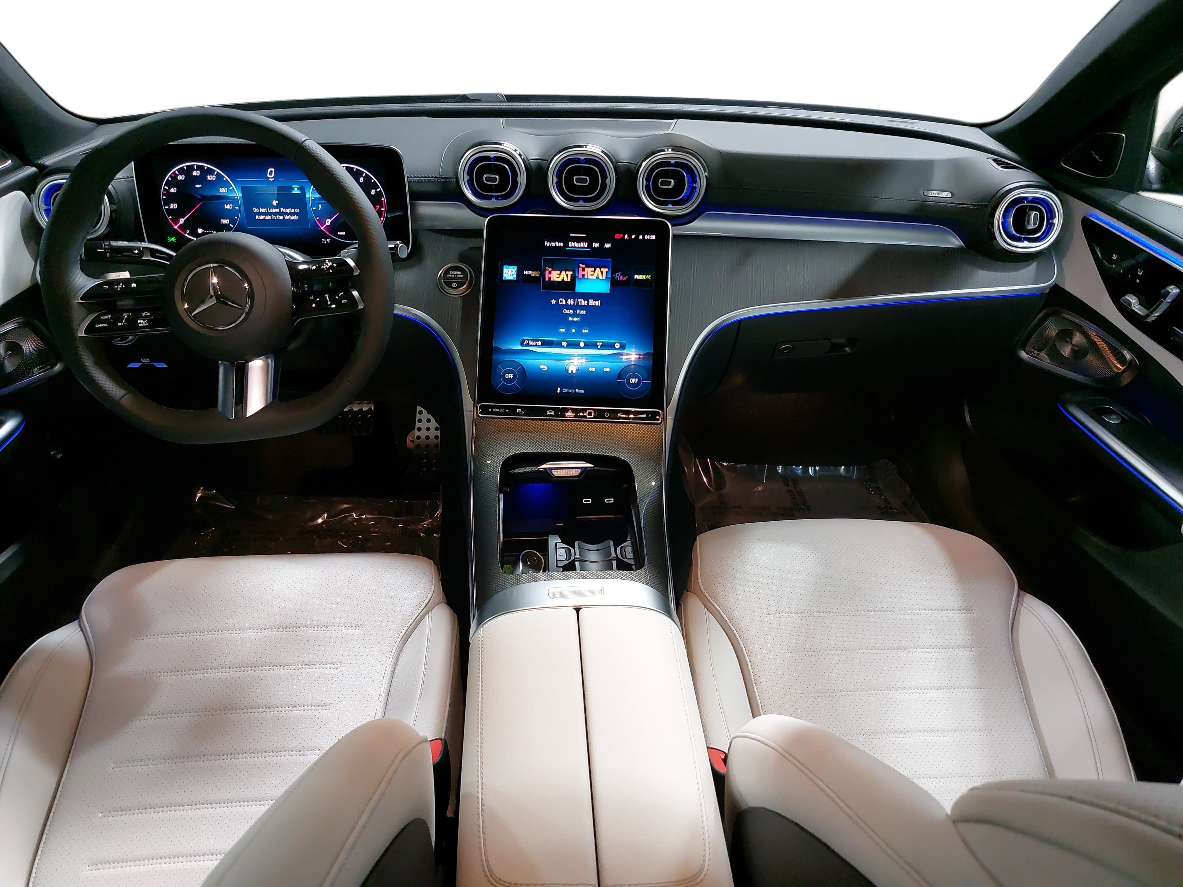 Used 2025 Mercedes-Benz C 300 Sedan image 9