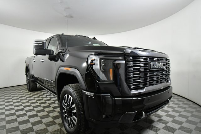 Used 2024 GMC Sierra 3500 Denali Ultimate image 8