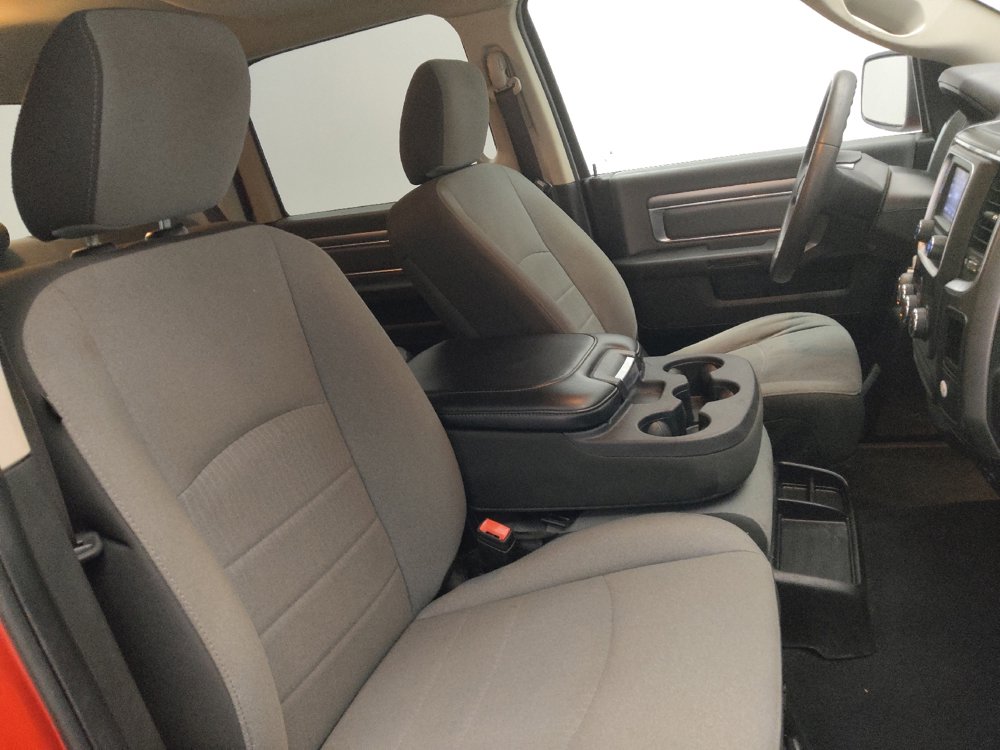 Used 2021 RAM 1500 Classic SLT image 21