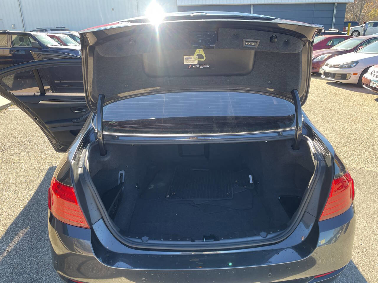 Used 2015 BMW 528i 528i 4dr Sedan image 25