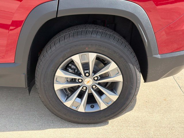 New 2027 Chevrolet Equinox LT w/ Convenience Package II FWD image 6