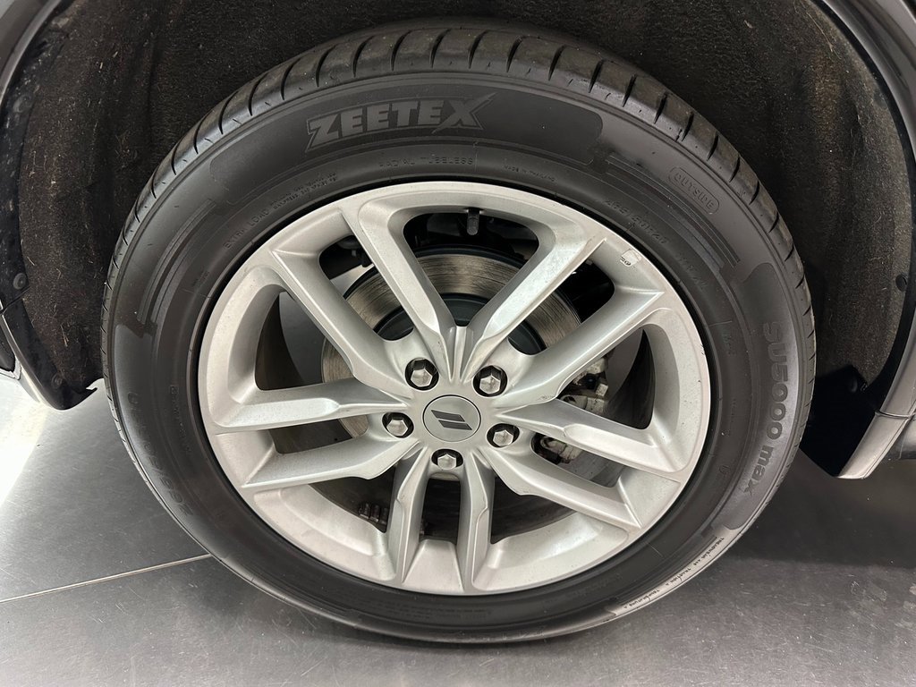 Used 2024 Dodge Durango GT image 37